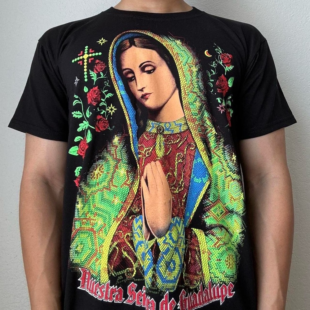 Vintage 2000s Mary Jane AOP Graphics Black Tee Shirt Y2K